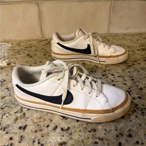 Nike Court Legacy Next Nature Women's Sneakers size 8 White/Desert/Ochre
